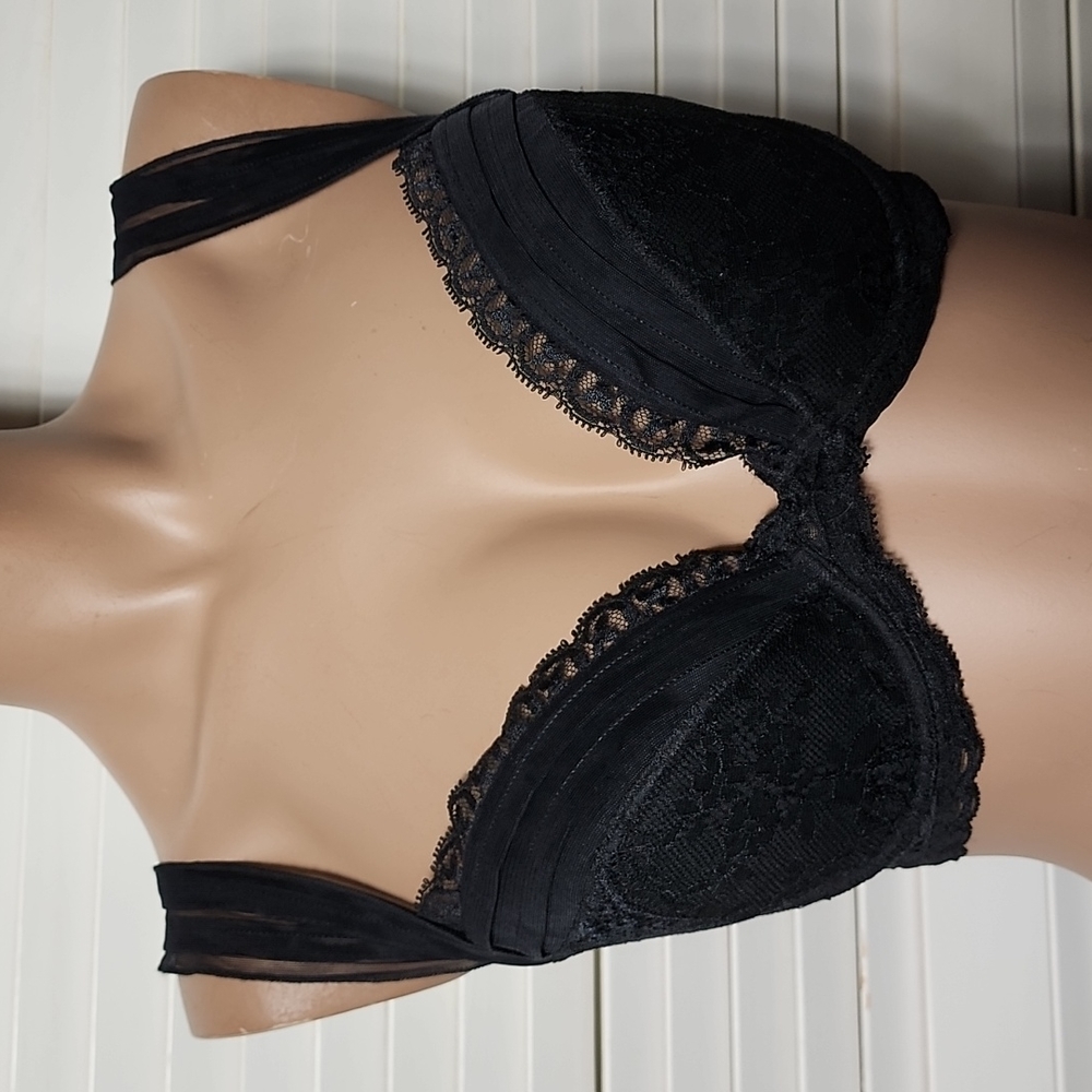 ♥️NWT La Perla | Must Have Black Lace Bra 38B